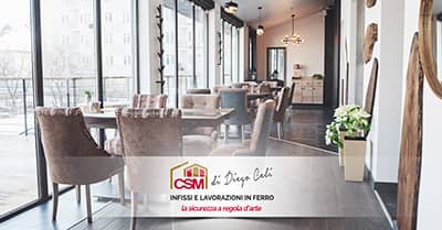 Vetrate panoramiche per attività commerciali di CSM Infissi