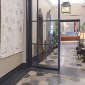 Deluxe Hotel Adriano