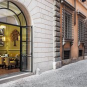 Deluxe Hotel Adriano